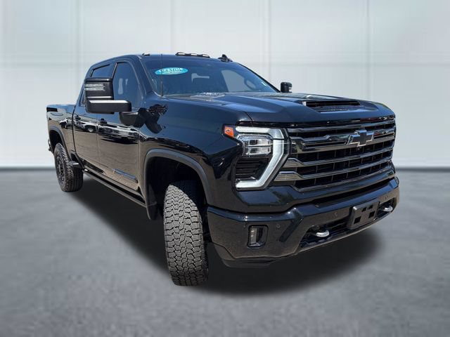 Used 2024 Chevrolet Silverado 3500 High Country w/ High Country Premium Package AWD/4WD image 5