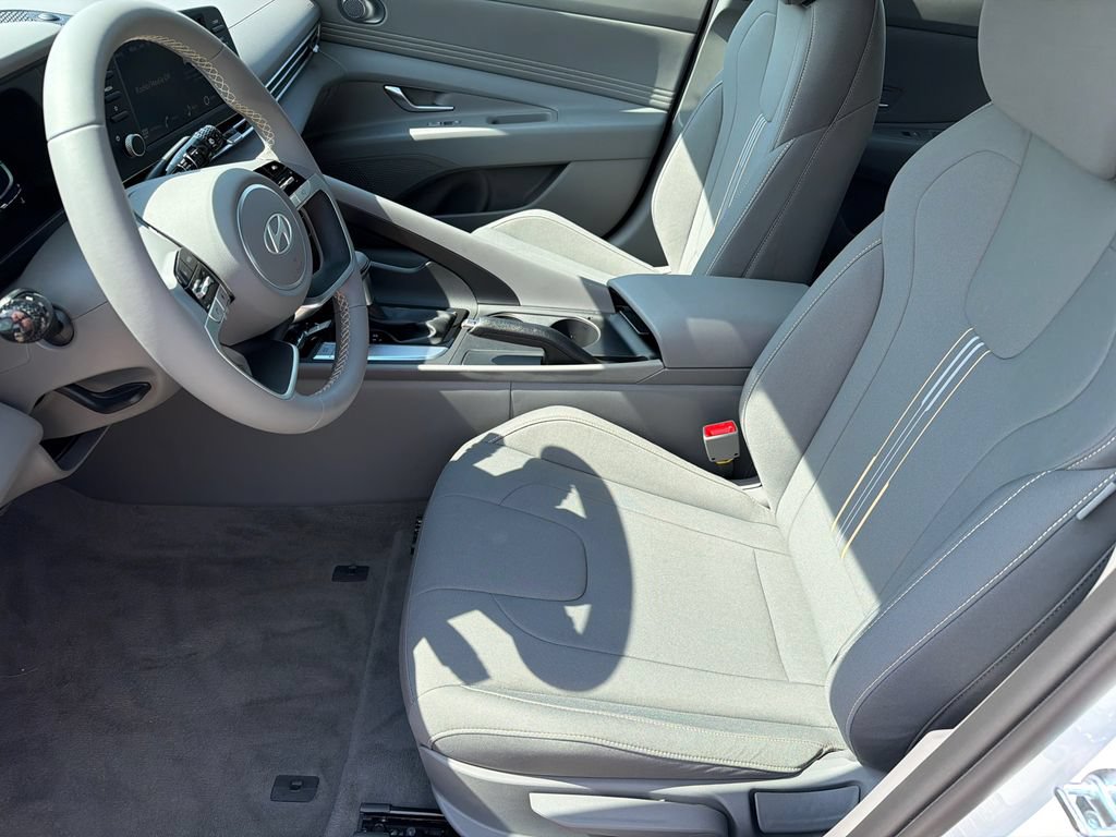 New 2026 Hyundai Elantra Sport FWD image 10