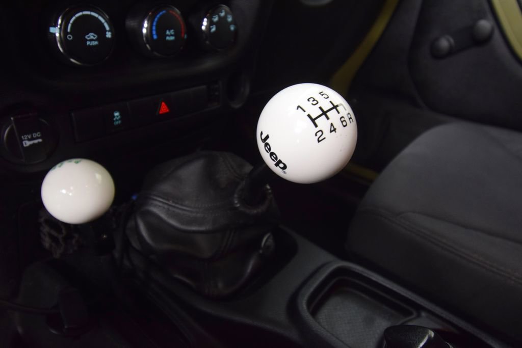 Used 2013 Jeep Wrangler Sport image 22