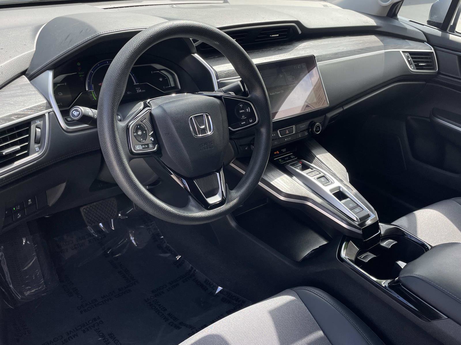 Used 2019 Honda Clarity Plug-In Hybrid image 2