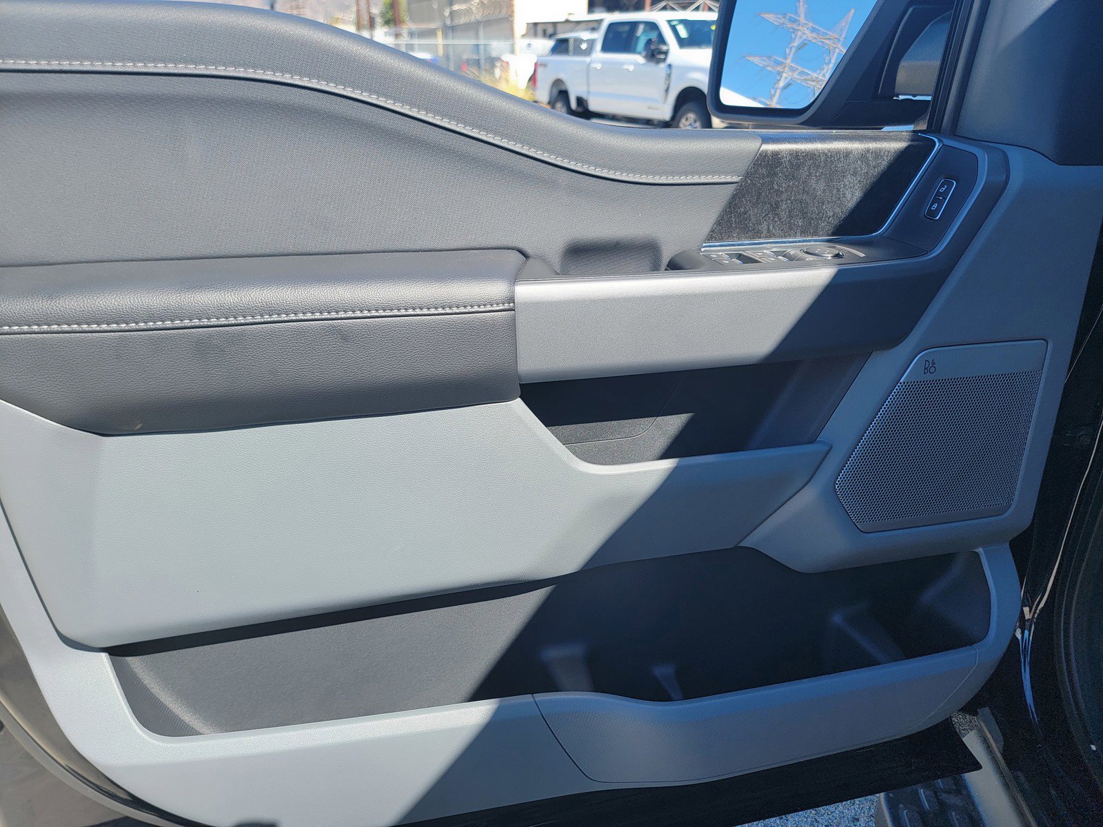 New 2025 Ford F150 Lightning Flash image 8