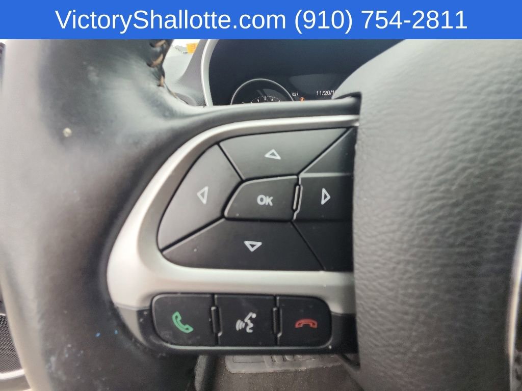 Used 2018 Jeep Compass Limited w/ Navigation Group AWD/4WD image 12