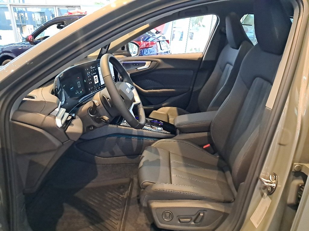 New 2025 Audi A5 2.0T Premium Plus image 8