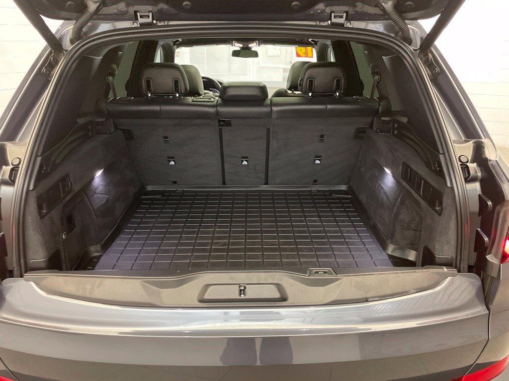 Used 2019 BMW X5 xDrive40i w/ Premium Package AWD/4WD image 23