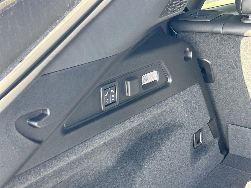 New 2025 Cadillac Lyriq Sport image 32