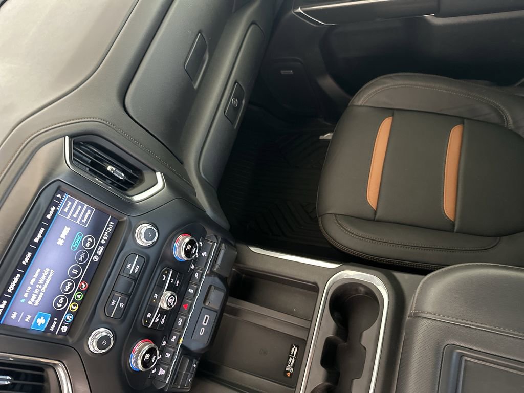 Used 2020 GMC Sierra 2500 AT4 w/ AT4 Premium Package image 26
