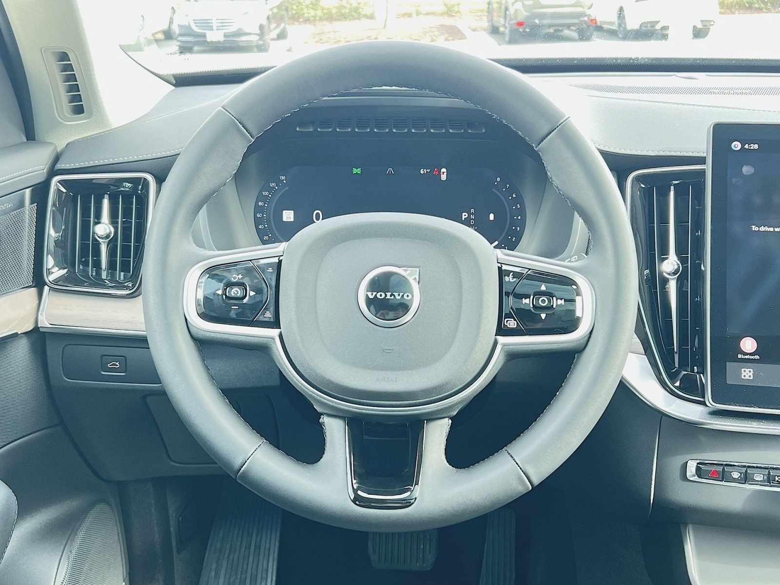 New 2026 Volvo XC90 B5 Plus w/ Protection Package AWD/4WD image 24