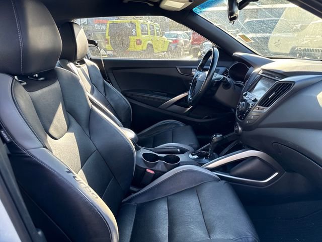 Used 2016 Hyundai Veloster Turbo image 9