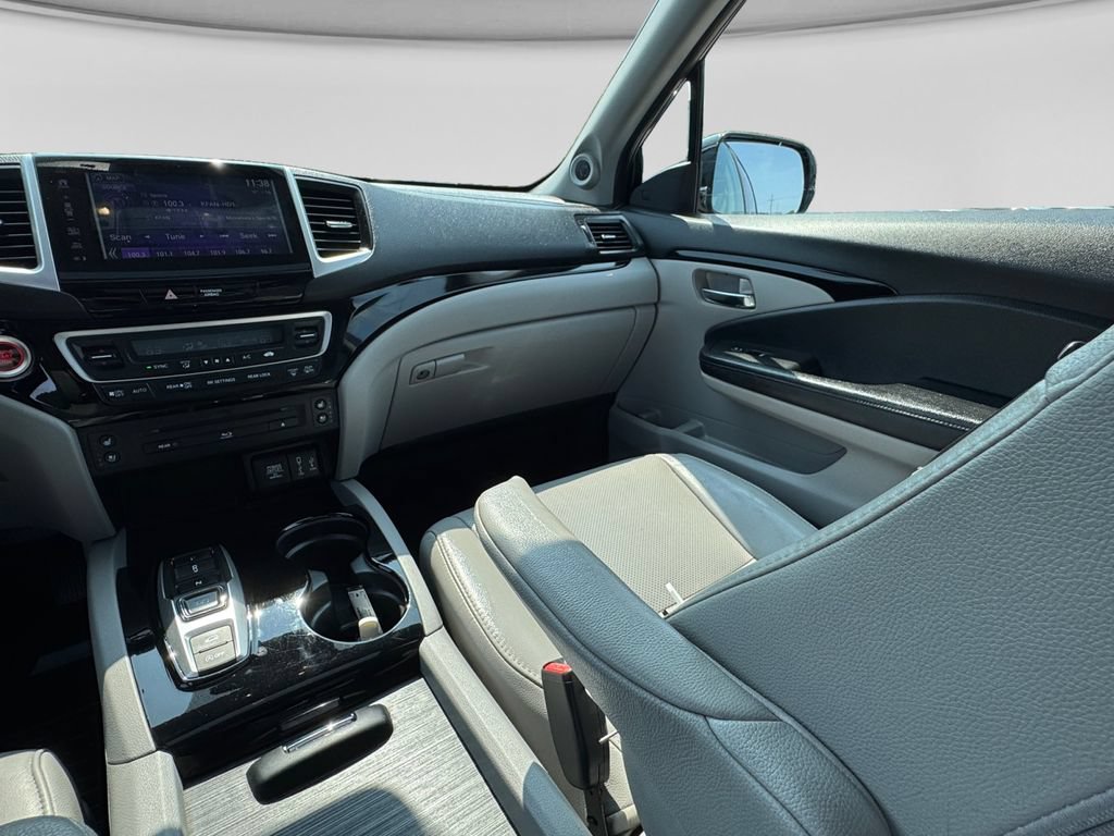 Used 2017 Honda Pilot Elite image 27