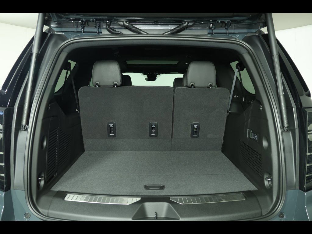 New 2026 Chevrolet Suburban RST w/ Advanced Technology Package image 15