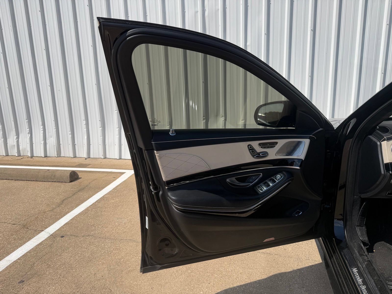 Used 2020 Mercedes-Benz S 560 Sedan image 21