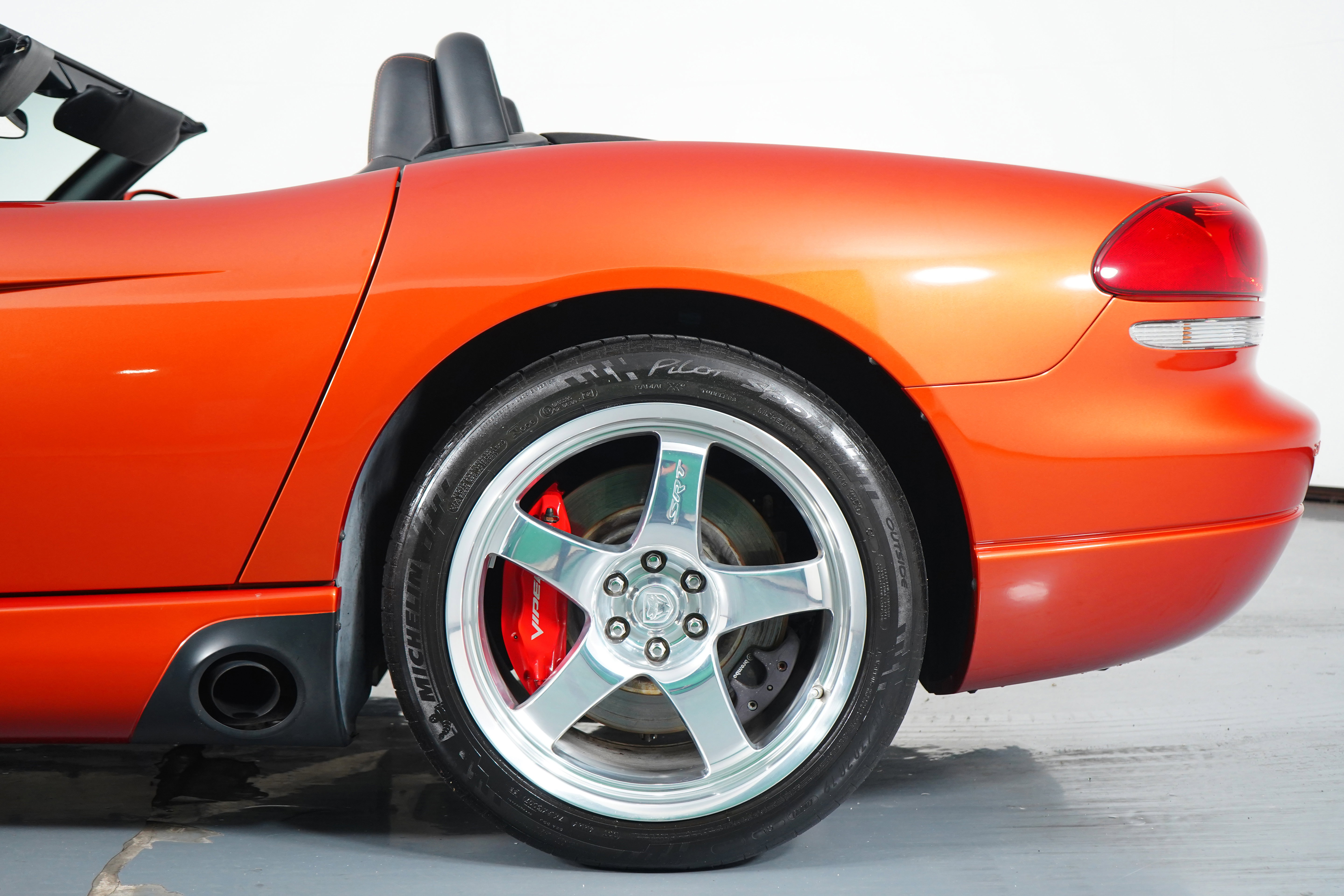 Used 2005 Dodge Viper SRT-10 w/ Copperhead Edition Group image 20