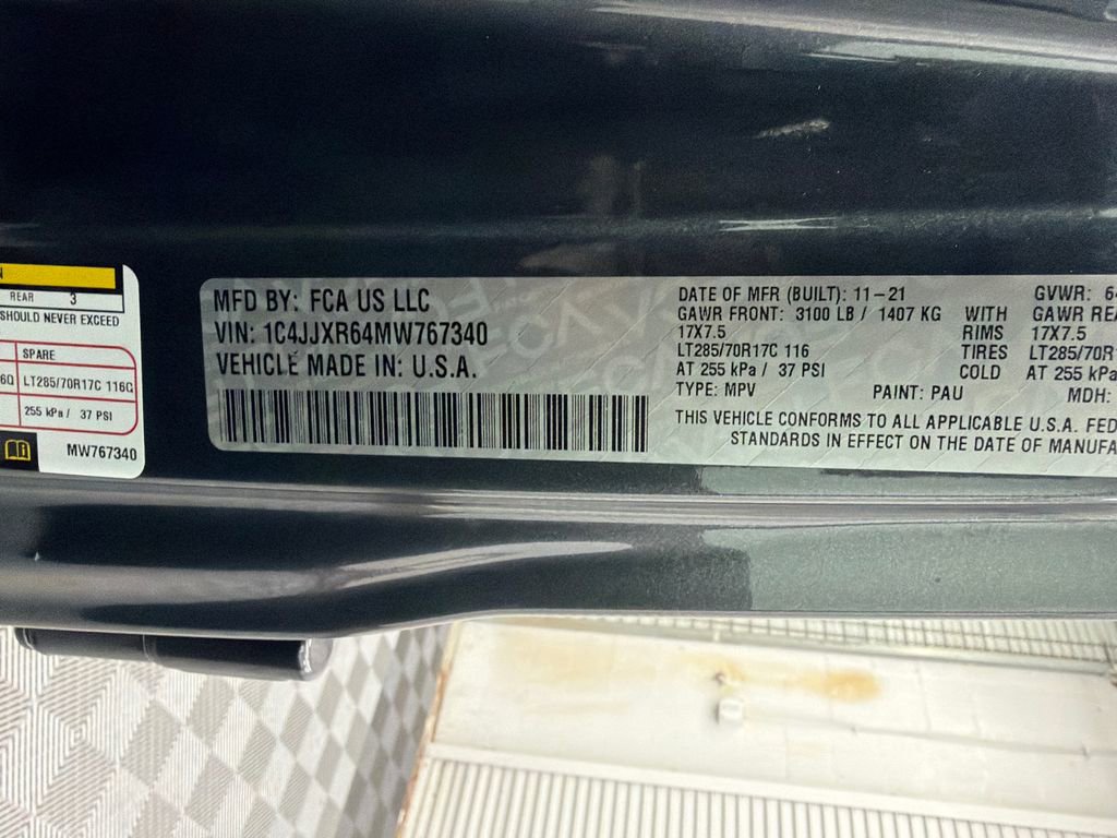 Used 2021 Jeep Wrangler Unlimited Rubicon 4xe w/ Steel Bumper Group image 32