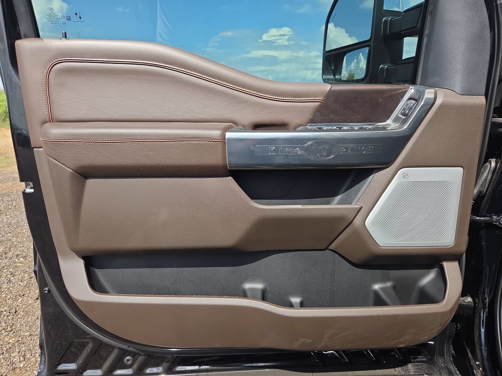 New 2026 Ford F350 King Ranch w/ Chrome Package AWD/4WD image 12