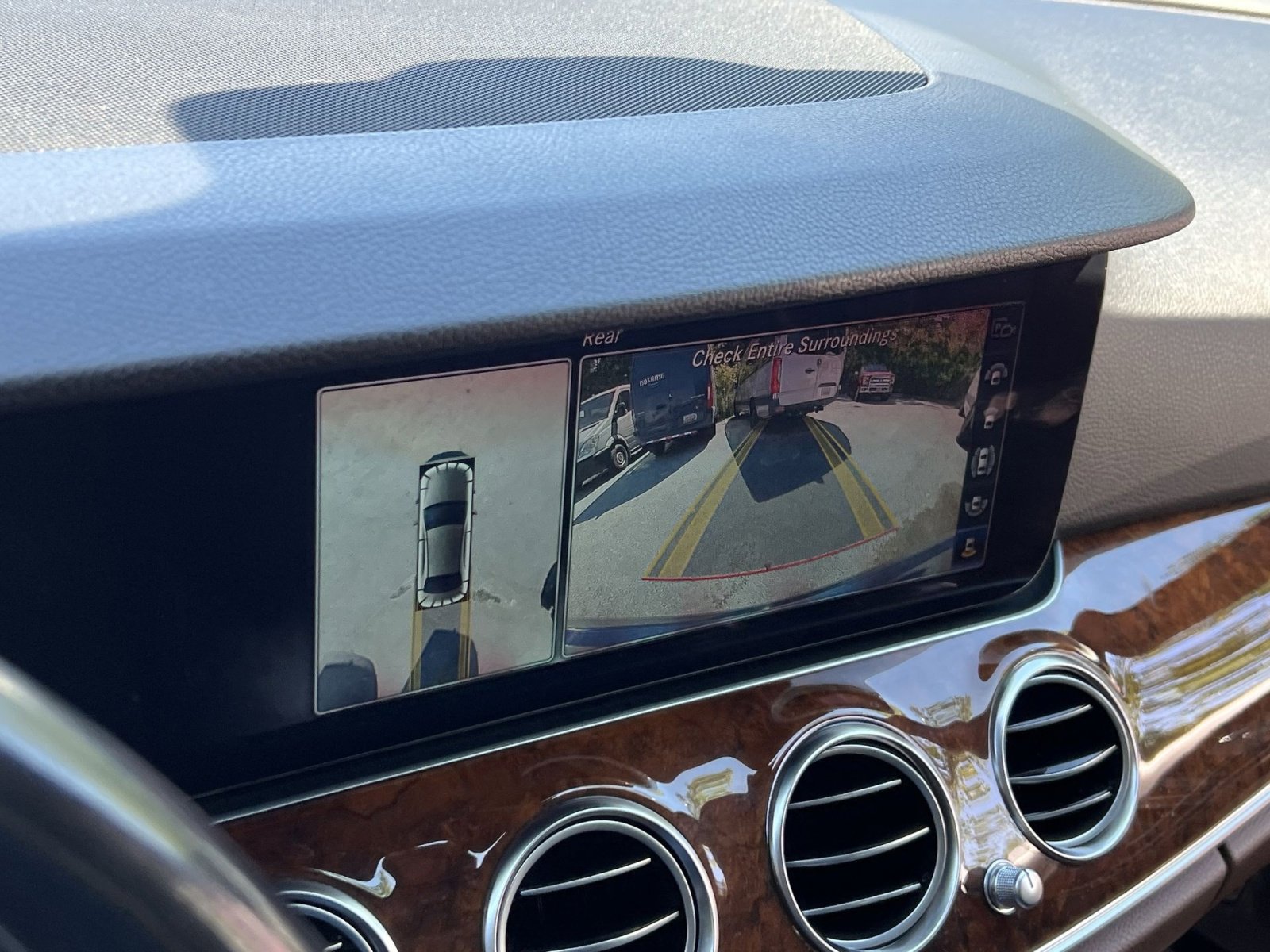 Used 2019 Mercedes-Benz E 300 4MATIC image 24