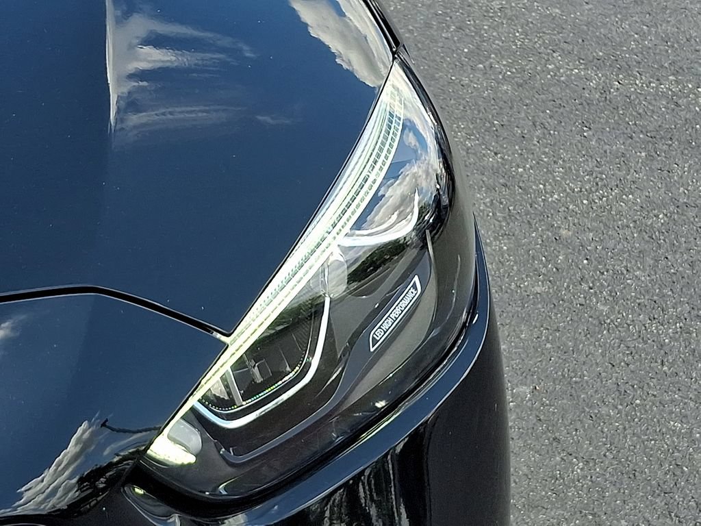 Used 2025 Mercedes-Benz C 300 Sedan image 9