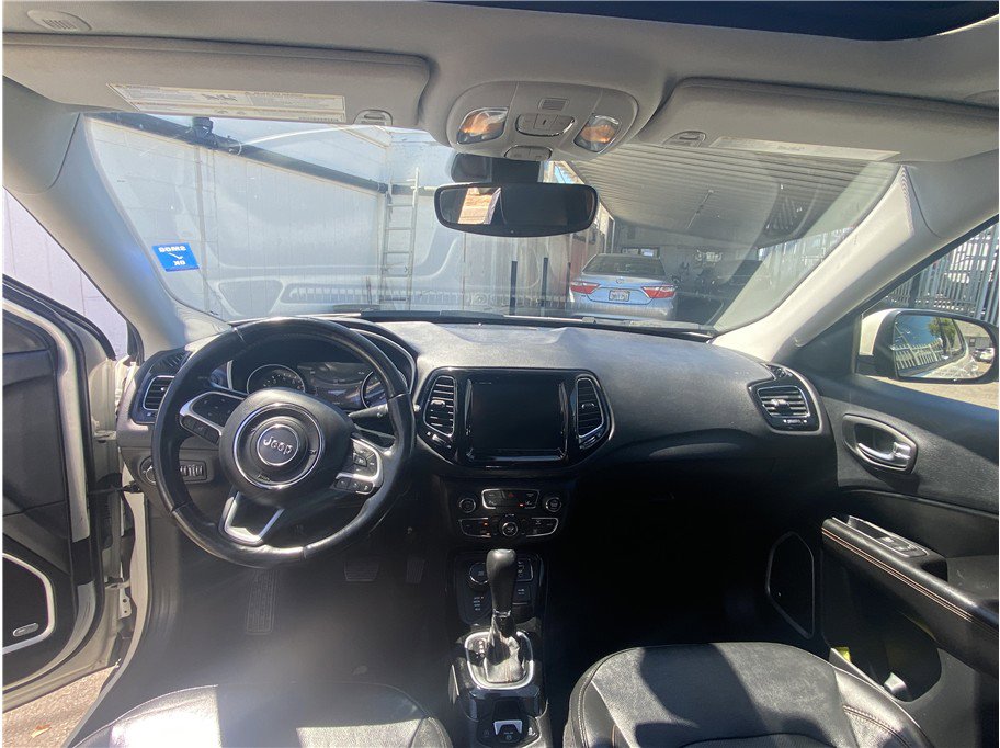 Used 2021 Jeep Compass Limited w/ Sun and Sound Group image 10