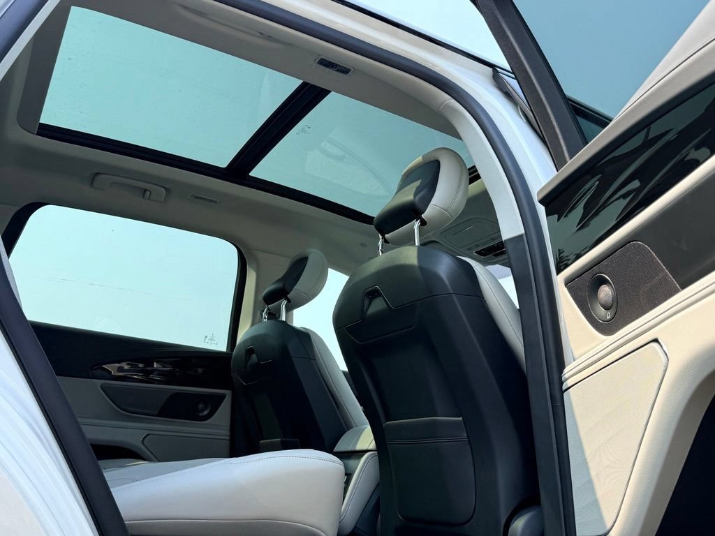 New 2026 Lincoln Nautilus Reserve AWD/4WD image 24