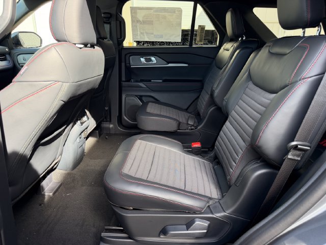 New 2027 Ford Explorer ST-Line AWD/4WD image 15