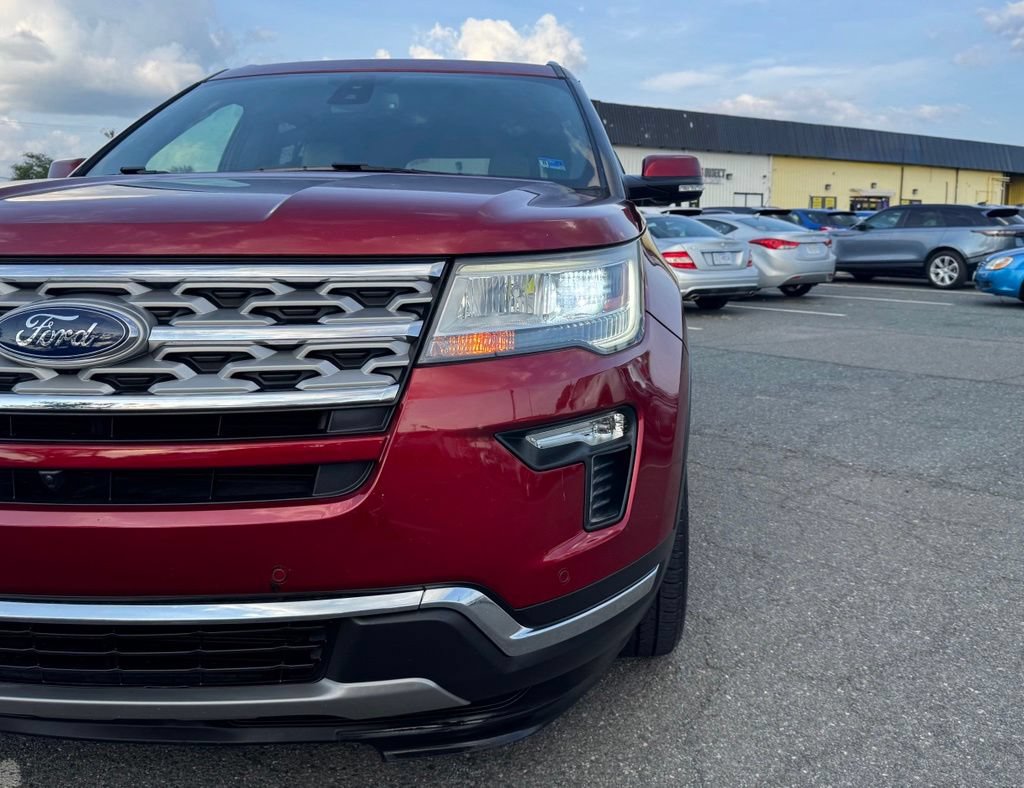 Used 2019 Ford Explorer Limited w/ Ford Safe & Smart Package FWD image 40