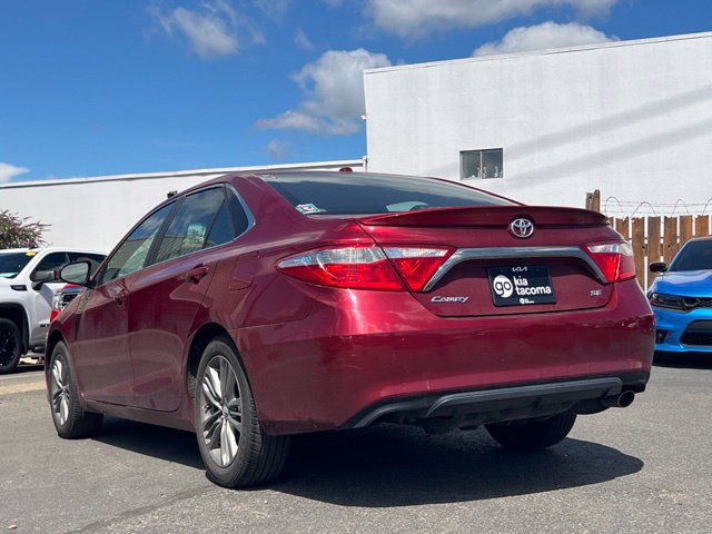 Used 2016 Toyota Camry SE w/ Moonroof Package FWD image 11