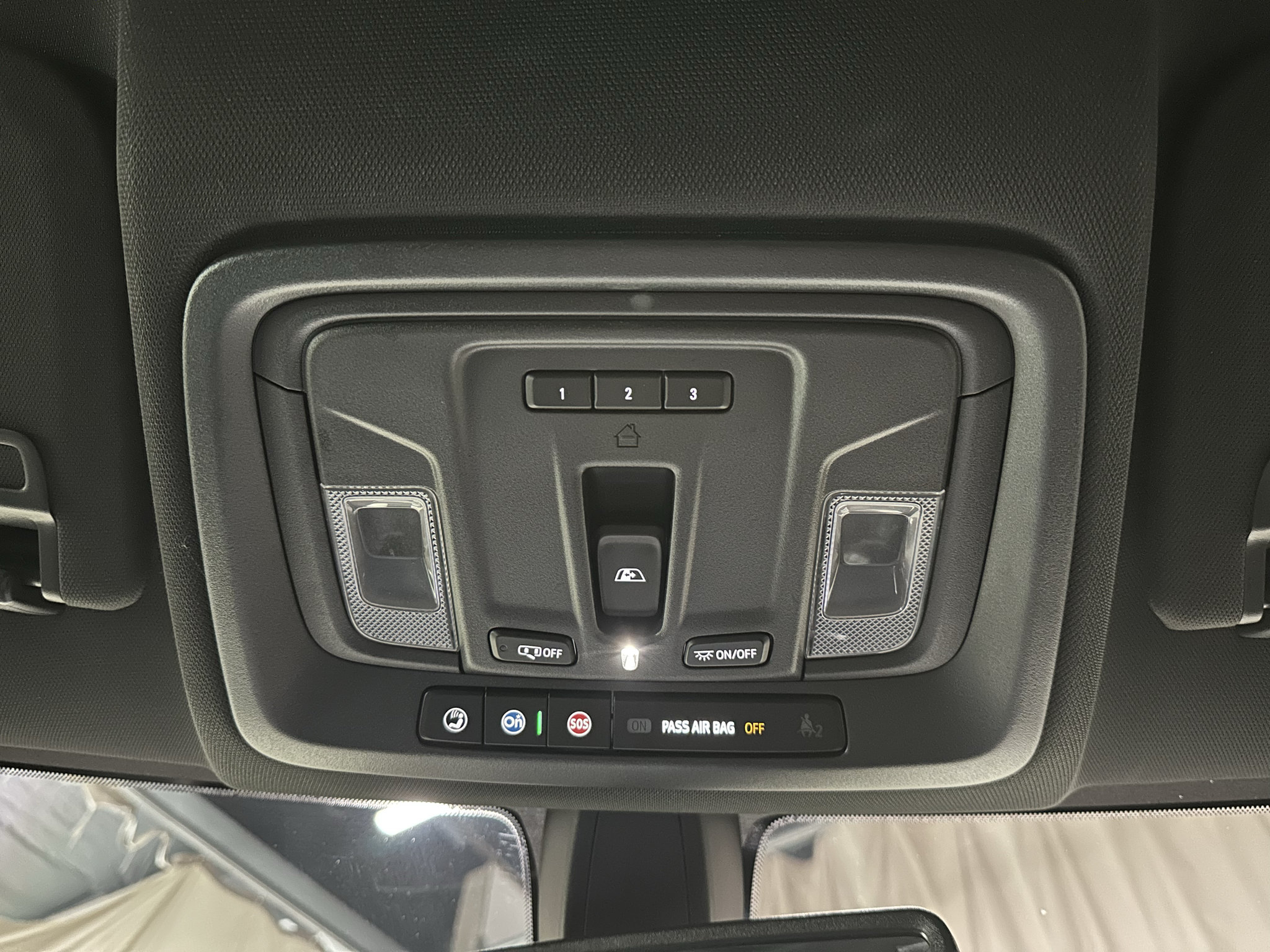 Used 2021 GMC Sierra 1500 AT4 w/ AT4 Preferred Package AWD/4WD image 41