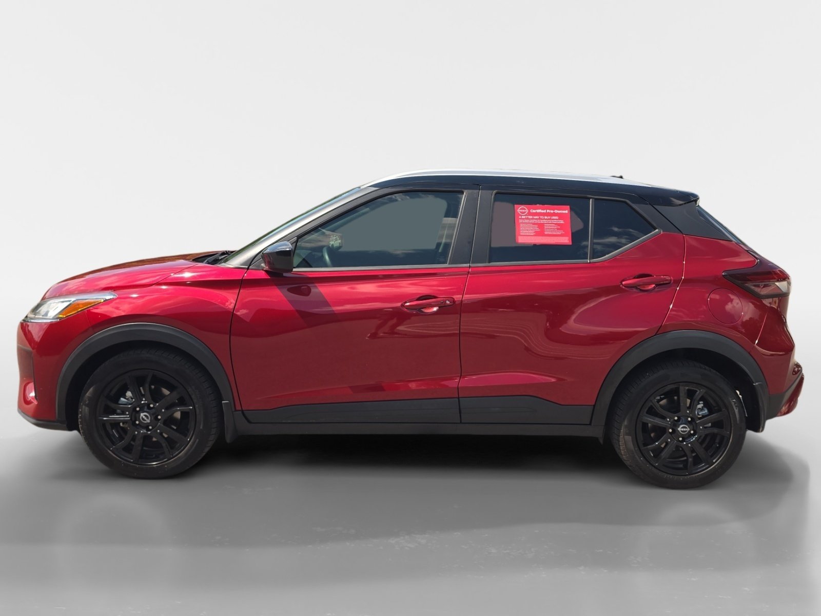 Used 2023 Nissan Kicks SV FWD image 2
