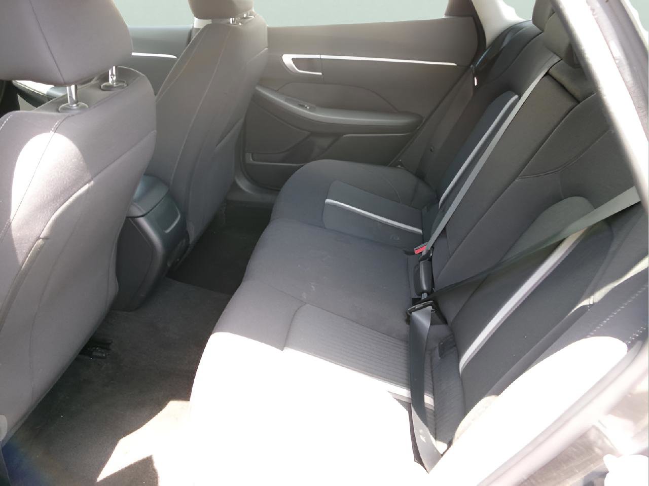 Used 2025 Hyundai Sonata SEL FWD image 9
