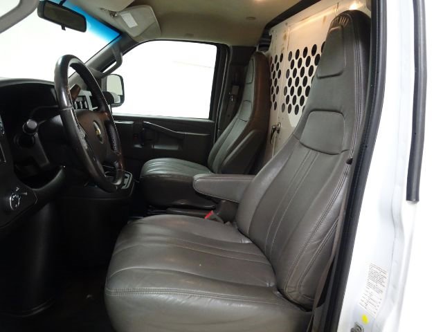 Used 2020 Chevrolet Express 2500 w/ Communications Package image 21