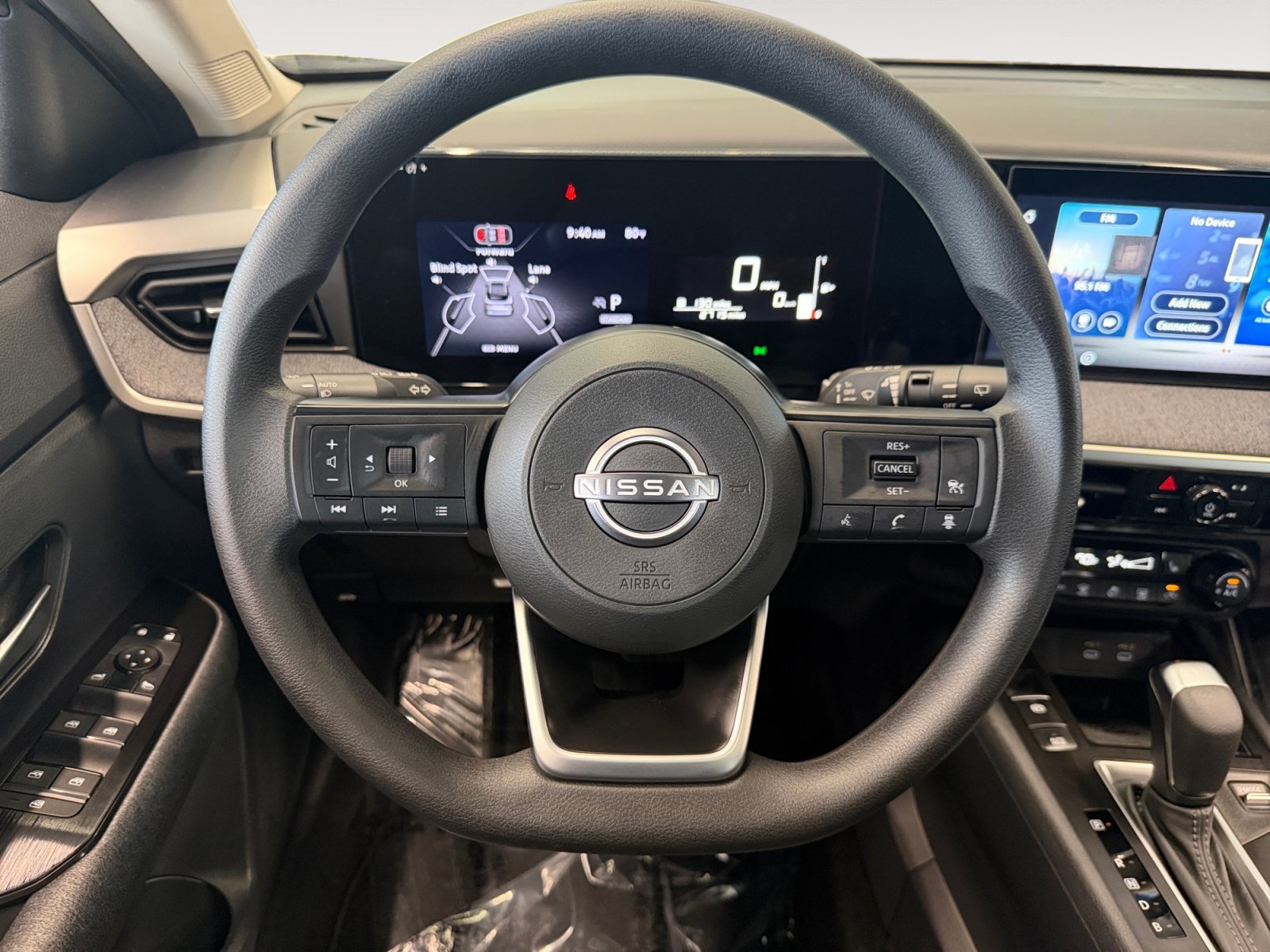 Used 2026 Nissan Kicks SV w/ SV Premium Package FWD image 15