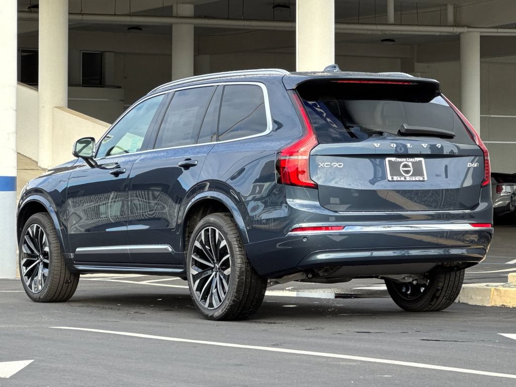 New 2026 Volvo XC90 B6 Plus w/ Protection Package Premier AWD/4WD image 3