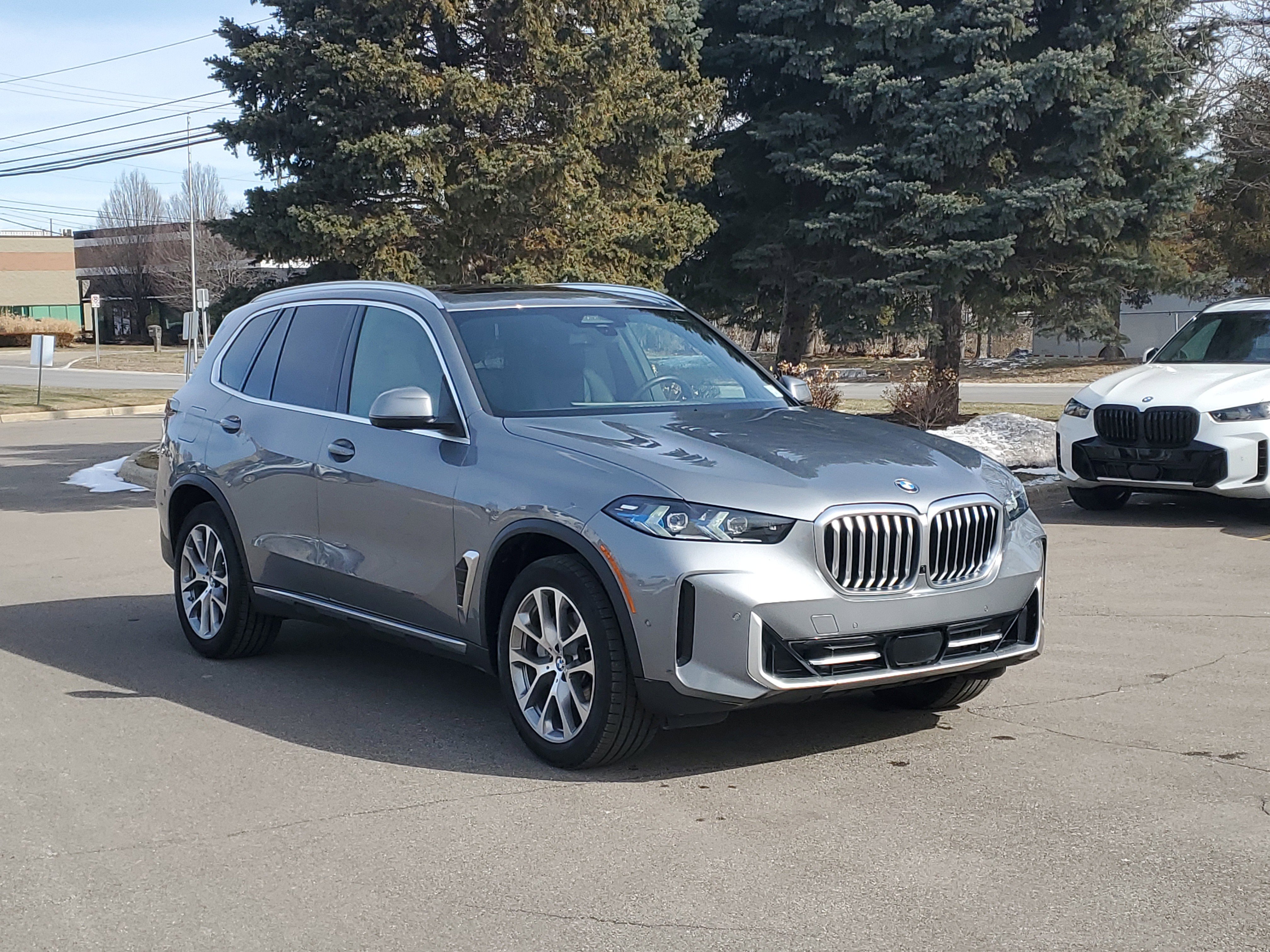 Certified 2024 BMW X5 xDrive40i w/ Premium Package image 4