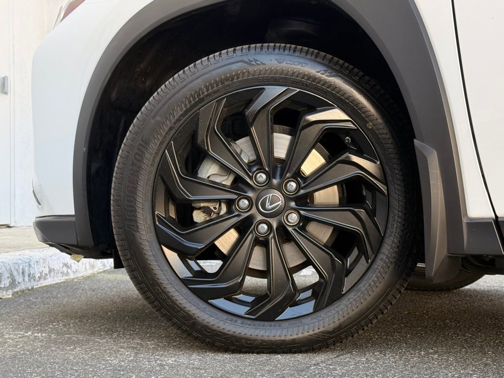 Certified 2022 Lexus UX 200 UX 200 5-DR SUV image 9