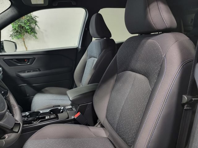 Used 2026 Subaru Forester Premium AWD/4WD image 12