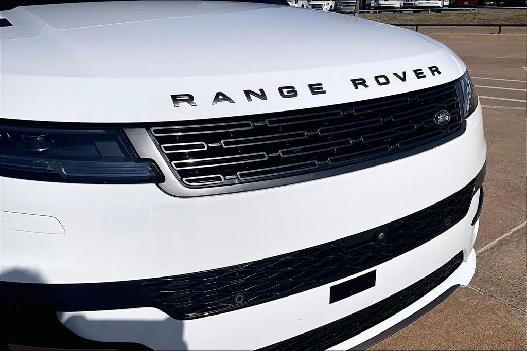 Used 2023 Land Rover Range Rover Sport SE Dynamic image 29