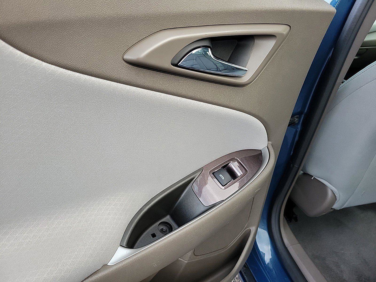 Used 2024 Chevrolet Malibu LT image 14