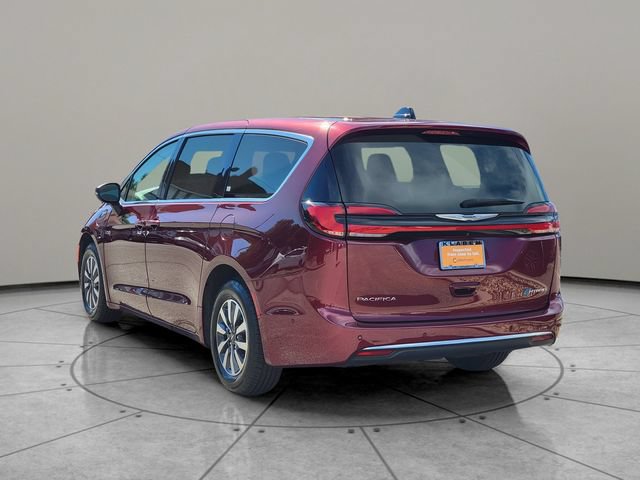 Used 2023 Chrysler Pacifica Touring-L FWD image 10