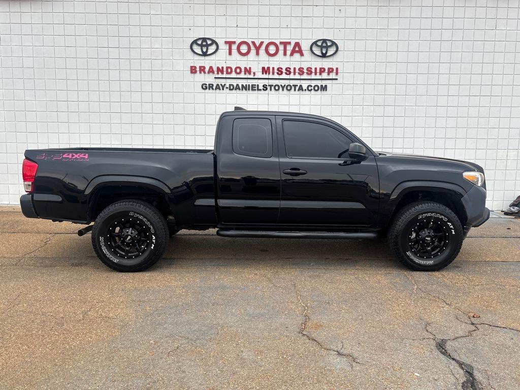 Used 2017 Toyota Tacoma SR