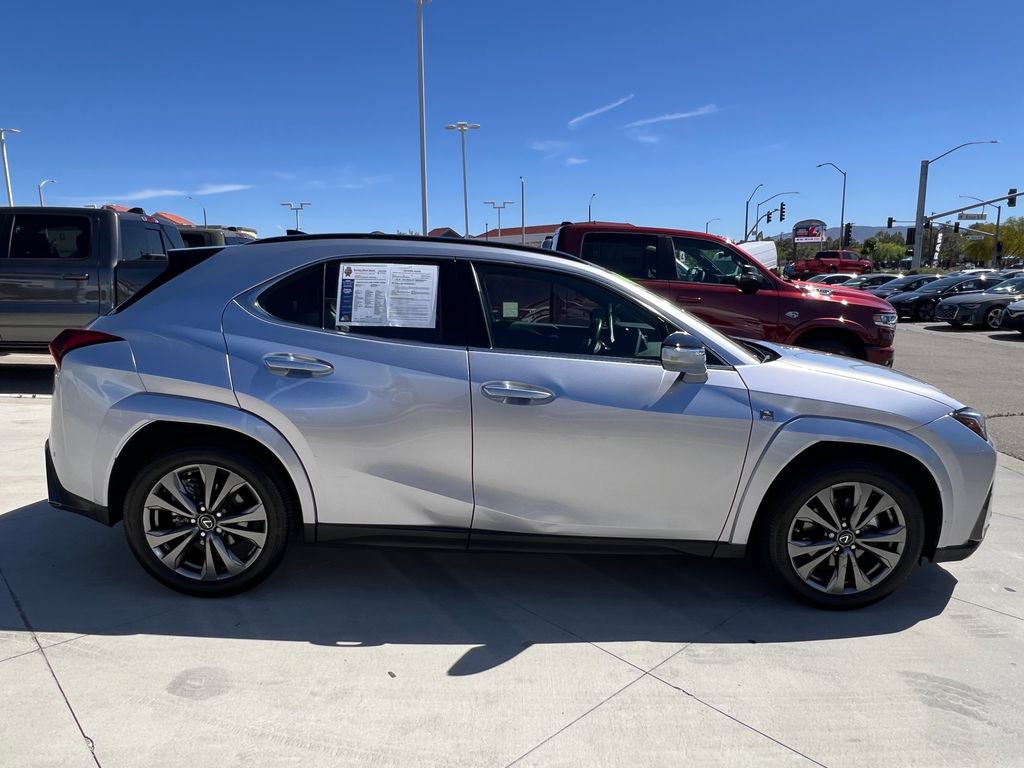 Used 2024 Lexus UX 250h F Sport FWD image 11