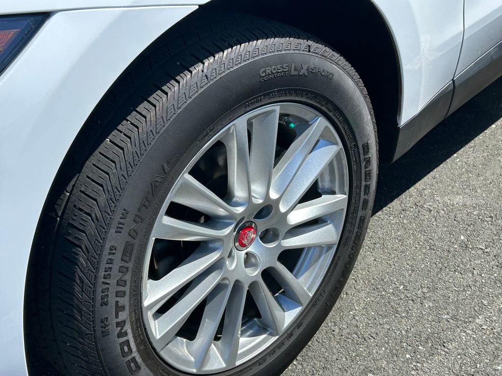 Used 2020 Jaguar F-PACE Prestige AWD/4WD image 3