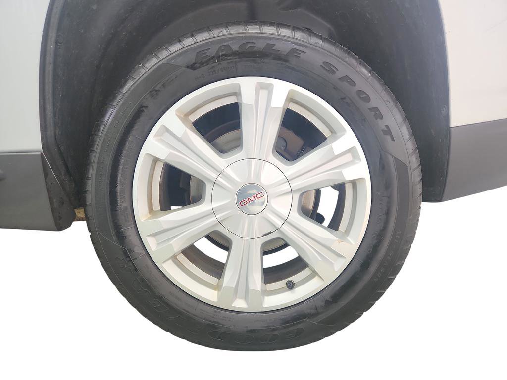 Used 2017 GMC Terrain SLE image 30