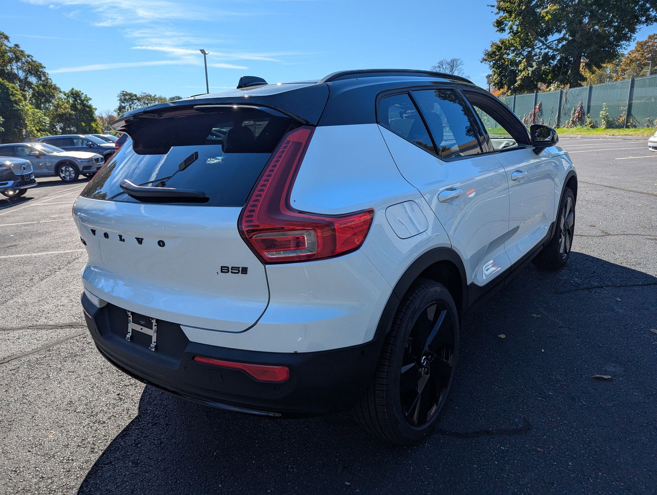 New 2026 Volvo XC40 B5 Ultra w/ Protection Package Premier image 5