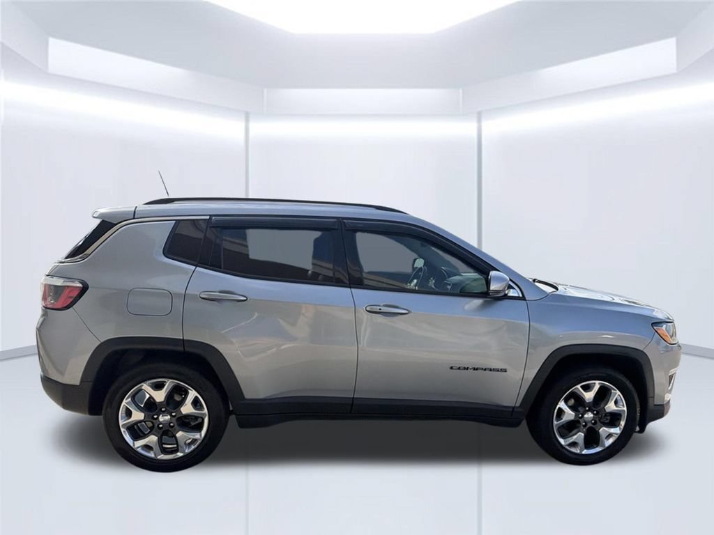 Used 2019 Jeep Compass Limited FWD image 8