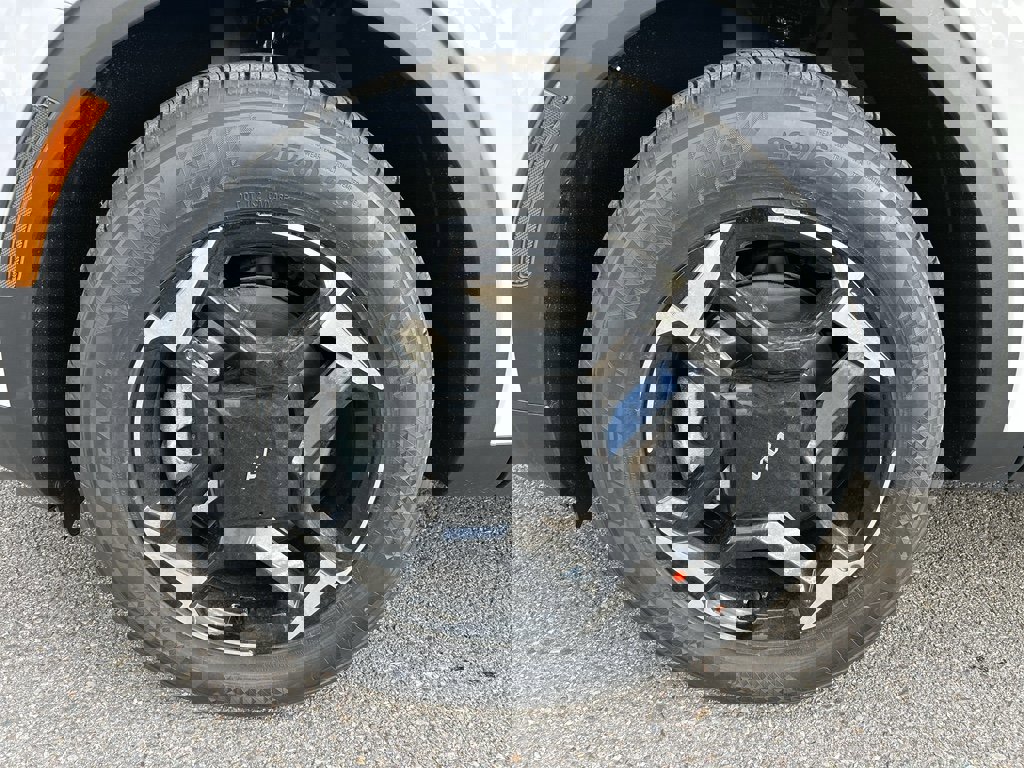 New 2026 Kia Sportage EX image 8