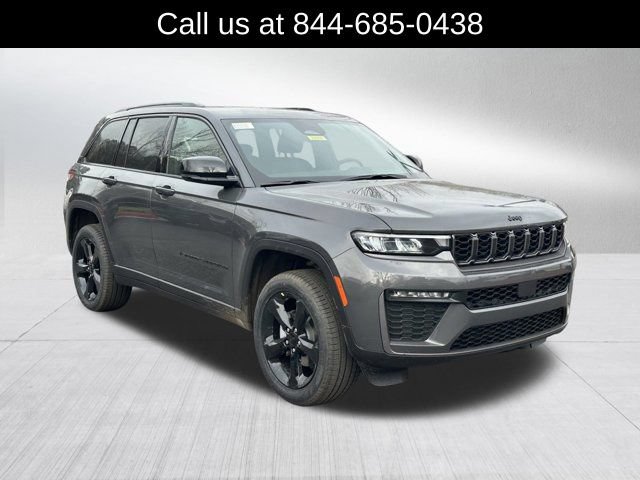 New 2026 Jeep Grand Cherokee Limited w/ Luxury Tech Group II RWD image 3