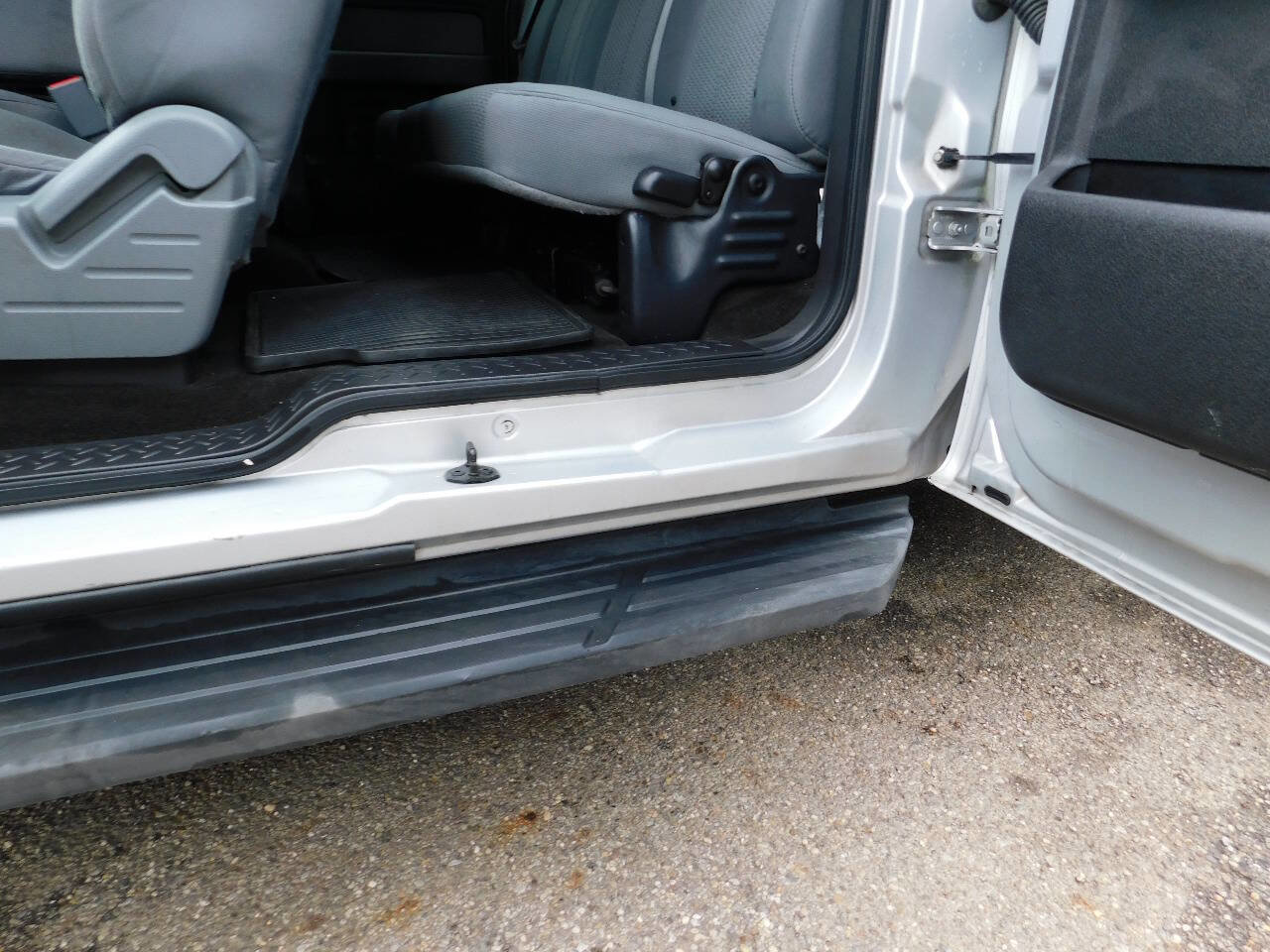 Used 2012 Ford F150 XLT w/ XLT Convenience Pkg image 22