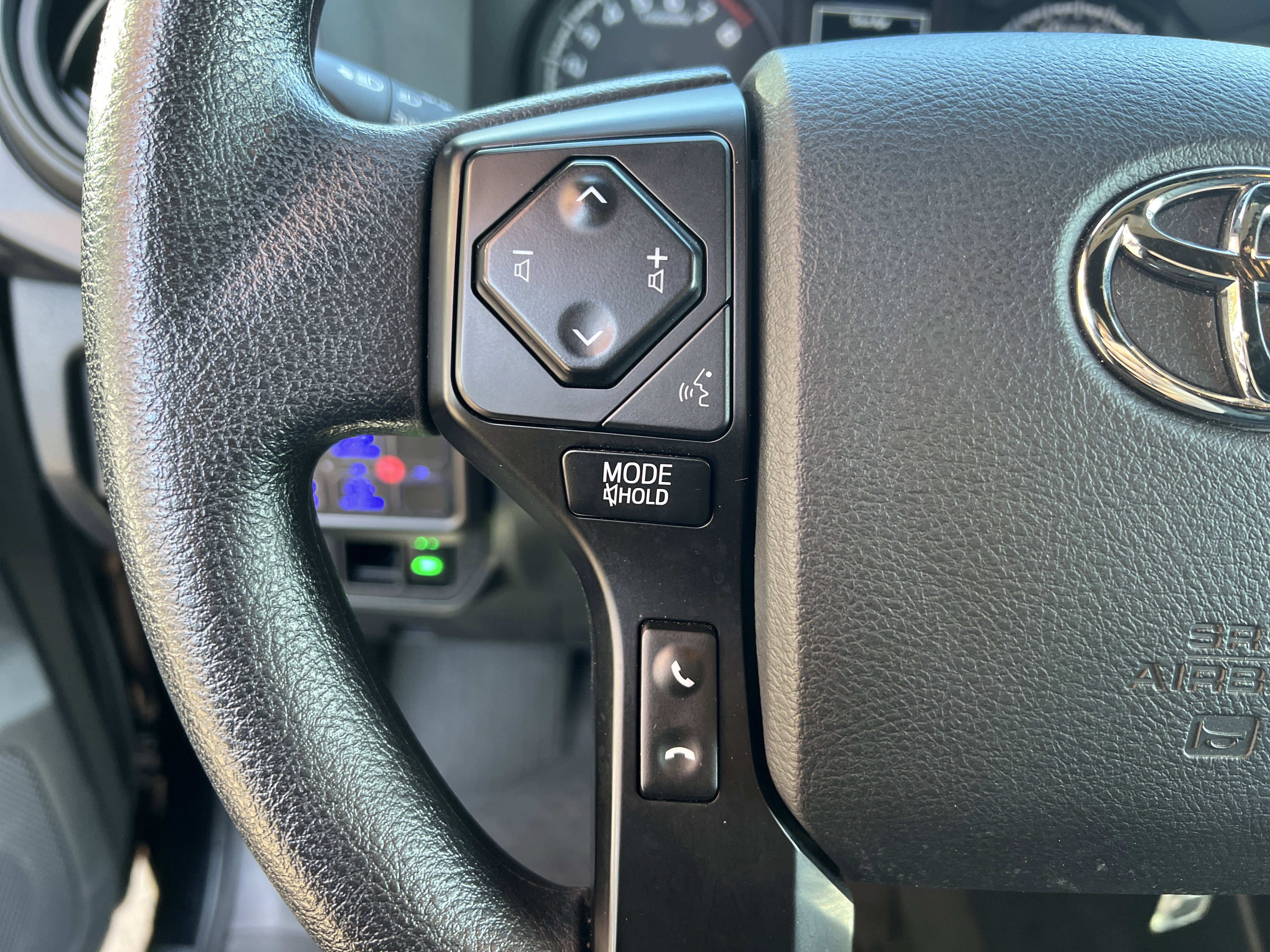 Used 2023 Toyota Tacoma SR image 19