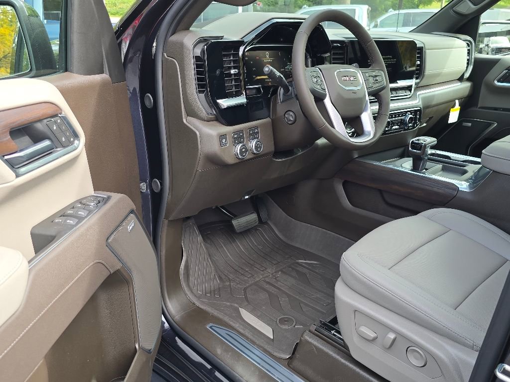 New 2026 GMC Sierra 1500 SLT w/ SLT Premium Plus Package image 4