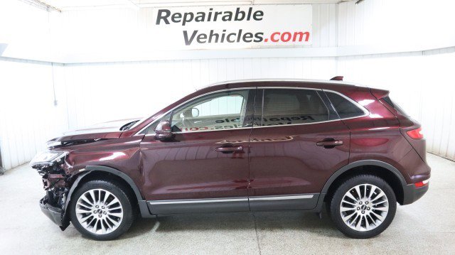 Used 2017 Lincoln MKC Reserve w/ Lincoln MKC Climate Package image 1