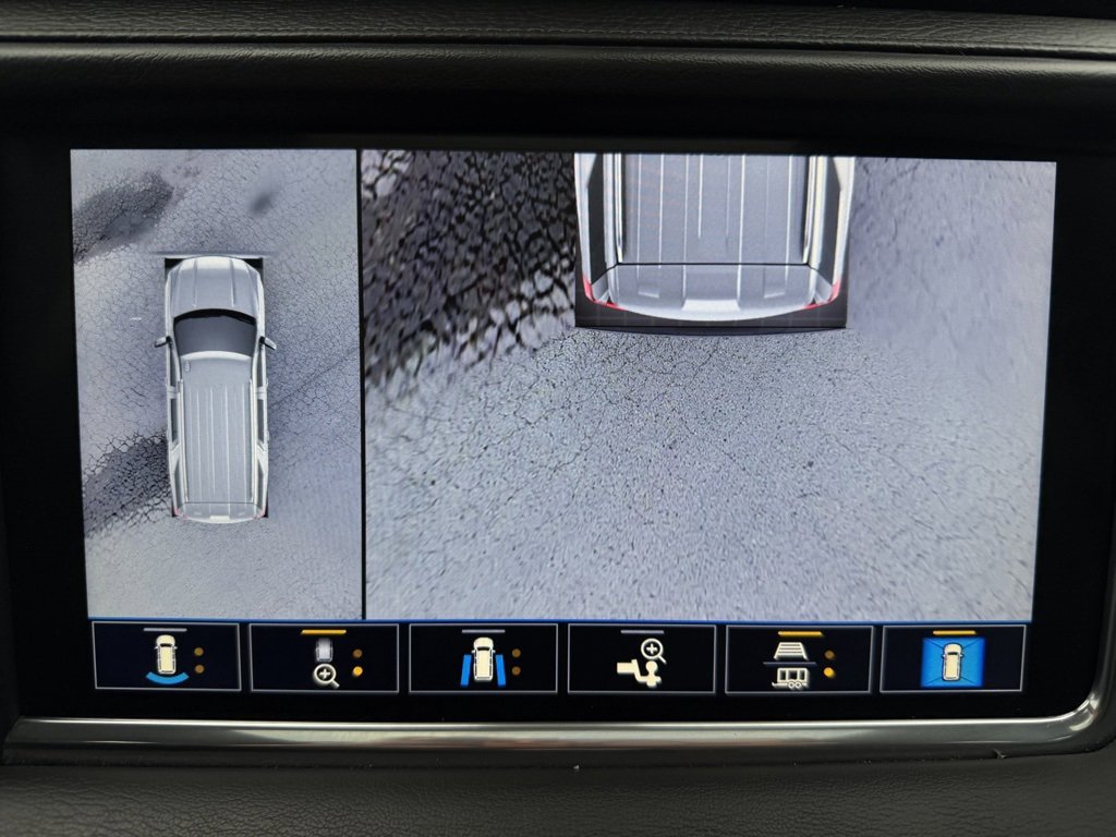 Used 2021 GMC Yukon Denali w/ Denali Ultimate Package image 33